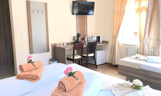 Adorf Apartamento | Deluxe Dreibettzimmer mit Eigenem Bad