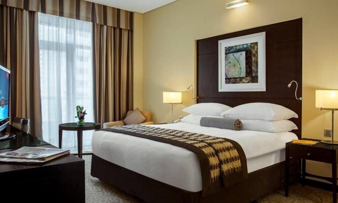 Barsha Heights Hotel | Deluxe Room Near Internet Metro Station By E R