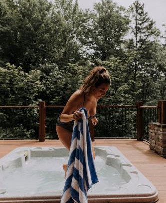 Mont-Tremblant Chalet De Esquí | Deluxe Ski in-out - HotTub - Fire - PingPong - View