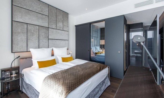 Metternich Casa | Deluxe Suite - Marinasuite - FÄHRHAUS Koblenz