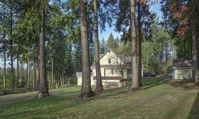 Regional District of Nanaimo Apartamento | Deluxe Suite on Vancouver Island