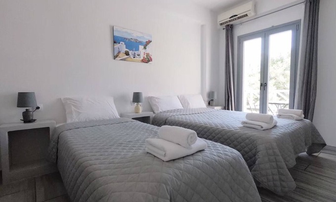Perissa Apartamento | 2-3 personas Estudio a 30 metros de la playa de Perissa