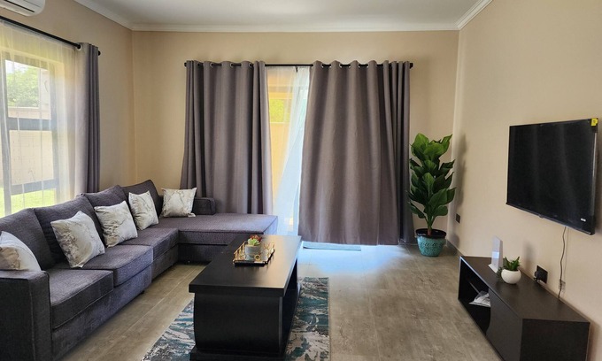 Lilongwe Apartamento | Deluxe Two-bedroom Apartment