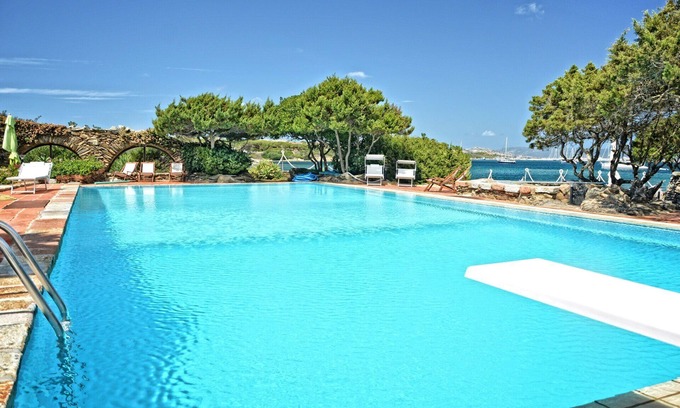 Stintino Villa | Villa de lujo frente al mar con piscina privada y jacuzzi