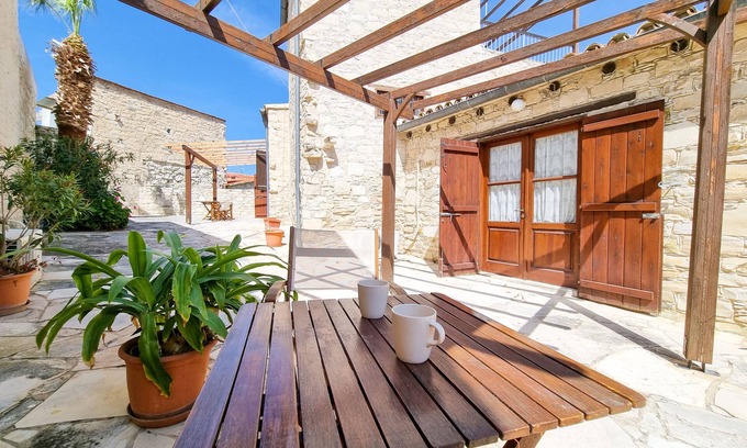 Skarinou Apartamento | Demeter Harvest Apartment
