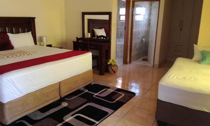 Francistown Casa | DEN VIEW GUESTHOUSE