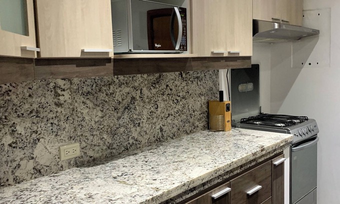 Barrio Kennedy Apartamento | Departament Amplio para recibir a toda tu familia