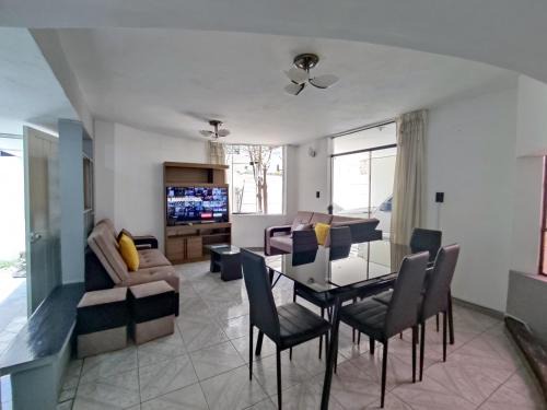 Distrito de Cerro Colorado Apartamento | Departamento amplio en Arequipa 1er Piso