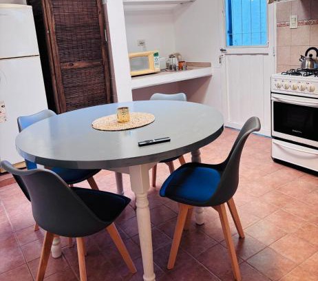 Villa Mercedes Apartamento | Departamento Cómodo con Cochera