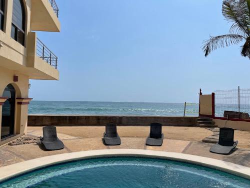 Marina Mazatlán Apartamento | Departamento cómodo a pie de playa by G P S rentas