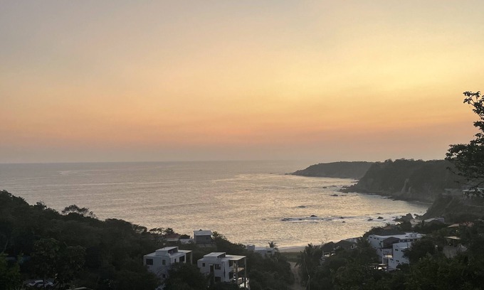 Salchi Casa | Departamento completo con vista al jardín y a 5 minutos de la playa