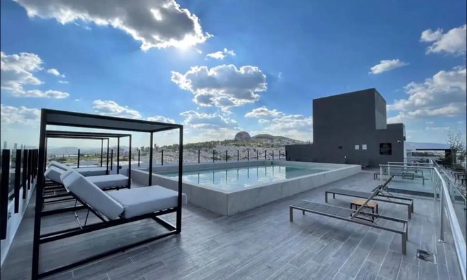 San Pedro Tlaquepaque Apartamento | Departamento de Lujo con Alberca Panoramica en Zona Metropolitana de Guadalajara