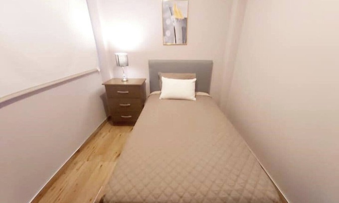 Los Cedros Apartamento | Departamento en San Isidro, a 8 minutos del centro, con cochera.
