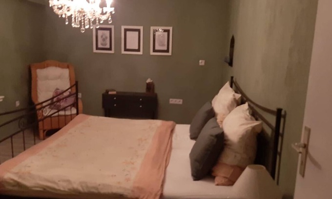 Schwalenberg Apartamento | Der "froschkönig" - die Märchenhafte Ferienwohnung
