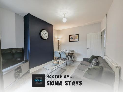 Crewe Casa | Derrington House - By Sigma Stays