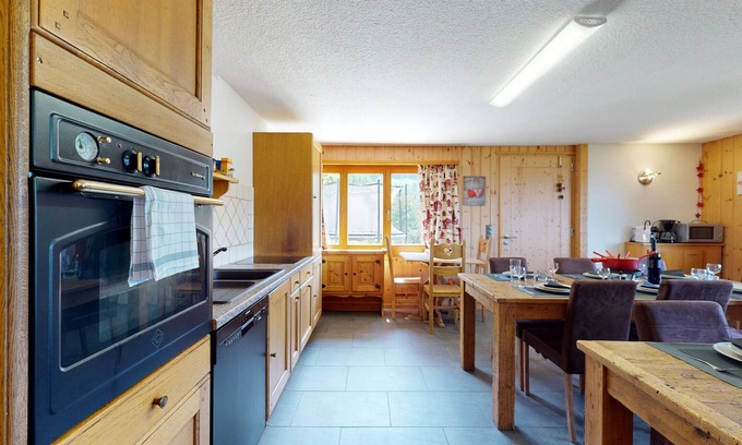 Nendaz Apartamento | Des Alpes (004) - ON THE SLOPES apartment 16 pers