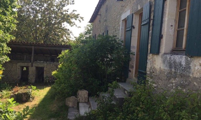 Montboyer Otro | Des Vacances à la Ferme, au Coeur du Sud Charente !