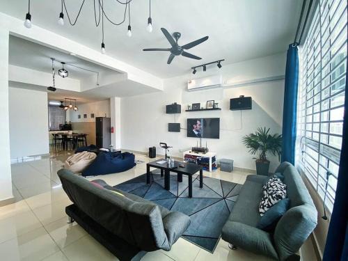 Bandar Penawar Casa | Desaru Twin Home 32pax (2 units) KTV-Netflix-BBQ