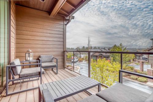 Southern Crossing Casa | Deschutes Landing at the Old Mill Riverfront - Meredith Lodging