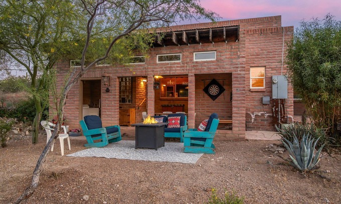Del Cerro Estates Casa | Desert Dreams:Winter in the West! Mins to downtown