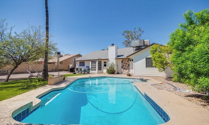 Chandler Casa | Desert Escape in Chandler – Pool, Games & Modern Comfort