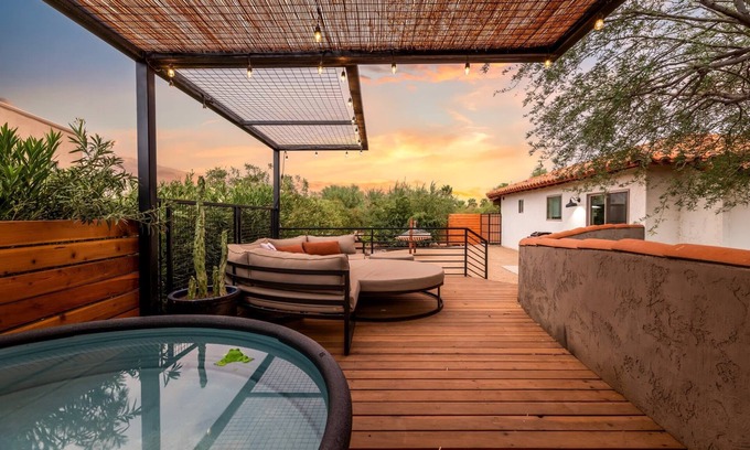 Rio Verde Foothills Casa | Desert Escape | Private Deck + Cowboy Tub |Hammock