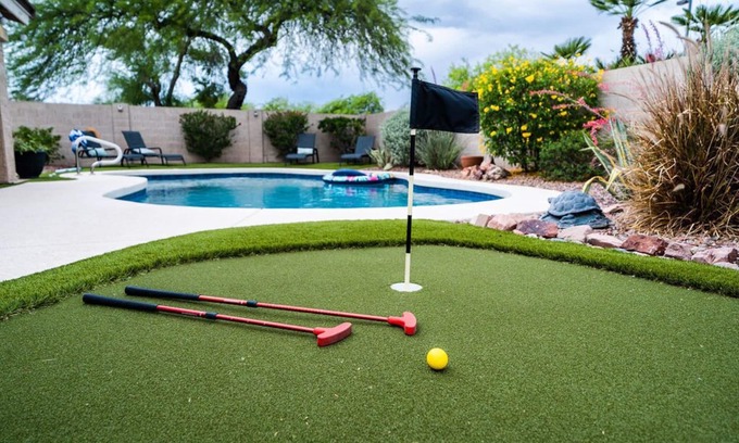 Mesa Casa | Desert Getaway w/ Pool in Gorgeous Golf Community