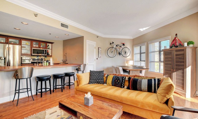 Lake Las Vegas Condominio | Desert Oasis Apartment at Viera Resort