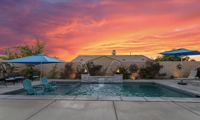 Indio Casa | Desert Oasis salt water pool sleeps 11 in Terra Lago Near Coachella Festival