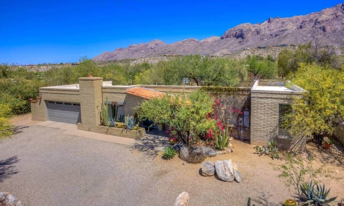 The Foothills Casa | Desert Oasis with Pool at the Casa del Sol