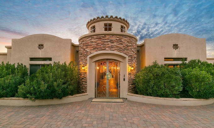 Tucson Casa | Desert Rose: Treat Yourself You Deserve It!