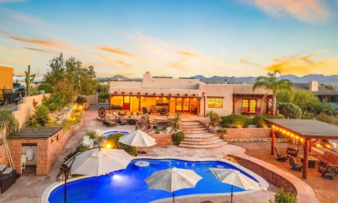 Casas Adobes Casa | Desert Sunset Escape