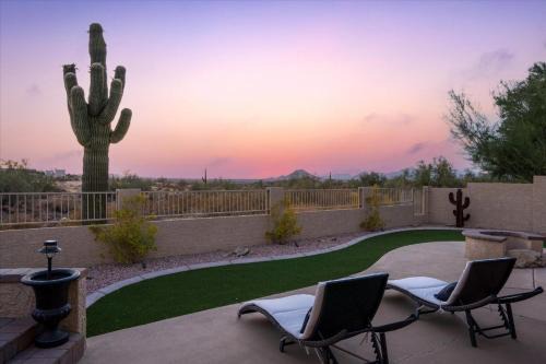 Mesa Casa | Desert Sunset