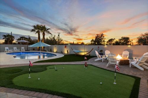 Central Scottsdale Casa | Desert Willow - Pool Spa Pickleball Basketball Court Plus Firepit & Putting Green