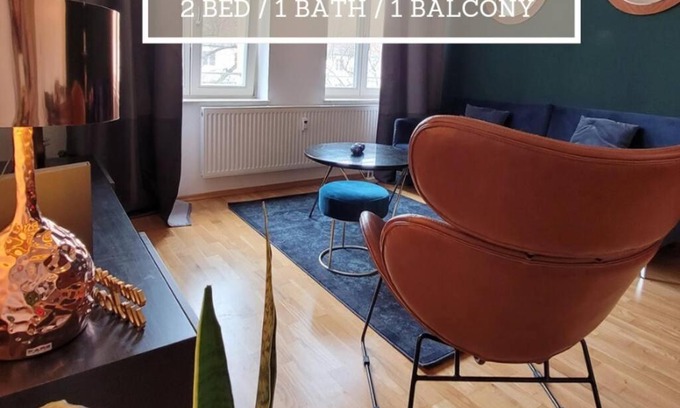 Anger-Crottendorf Apartamento | Design Altbauwohnung mit Balkon und Parkplatz