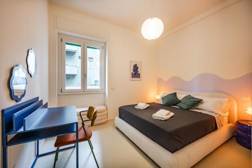 Zona Zara Apartamento | Design and Silence - Wide renovated apartment 2 stops form centrale