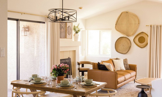 Park Center Place Casa | Design-Forward Gem, Heated Pool + Hot Tub, King Bed, Superhost, Flexible