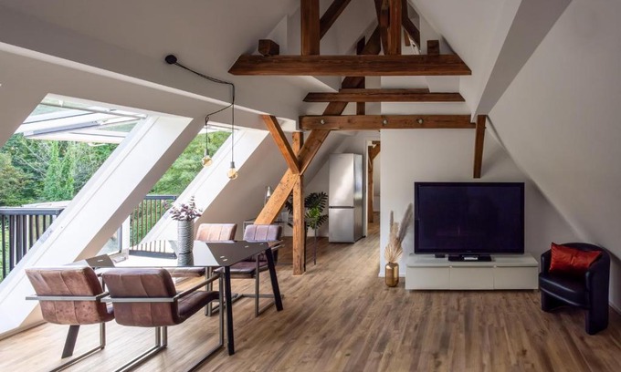 Menden-Holthausen Apartamento | DESIGN-Studio CHURCH 46