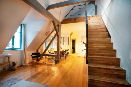 Lindenau Apartamento | Design Studio in Hinterhof-Remise
