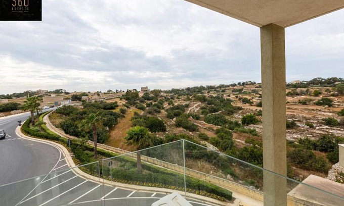 Marsaxlokk Apartamento | Designer 3BR home, w/lovely green views & WIFI by 360 Estates