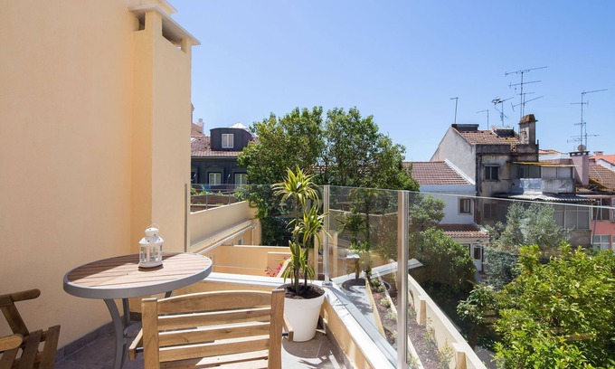 Lisbon Old Town Apartamento | Designer Flats