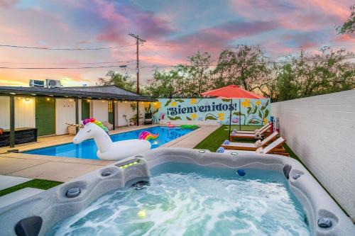 Poets Square Casa | Designer Home with Guest House, Pool, Hot Tub