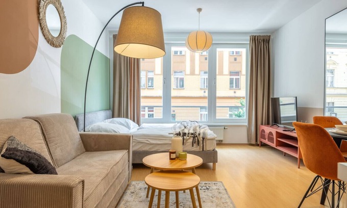 Nusle Apartamento | Designer Prague Studio in a Vibrant Neighborhood