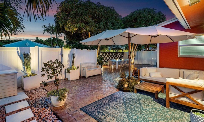 Delray Beach Cabaña | Designer's Beach Cottage with an Instagram Adorable Private Porch!