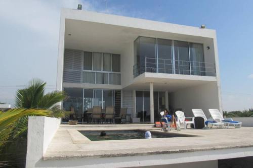 San Benito Casa | Designer´s House Beach Front Superb Ocean View Hi Speed WiFi