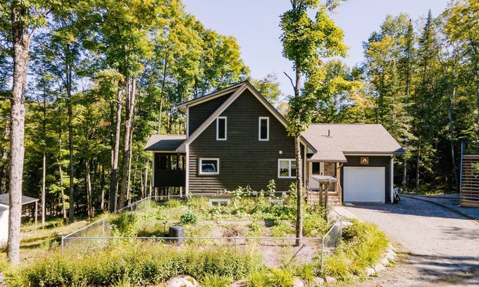 Eagle Lake Cabaña | Destination Haven for Outdoor Enthusiasts!