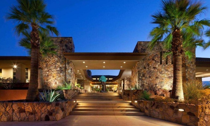 Palm Desert Villa | DESTINATION STAGECOACH!!!