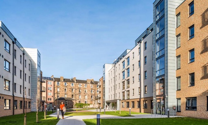 Leith Otro | Destiny Student – Murano (Campus Accommodation)