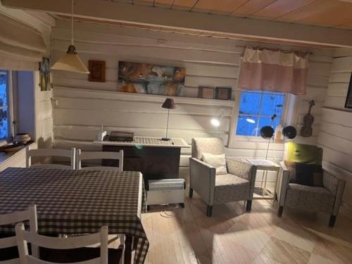 Tromso Casa | Det røde huset på Vågnes