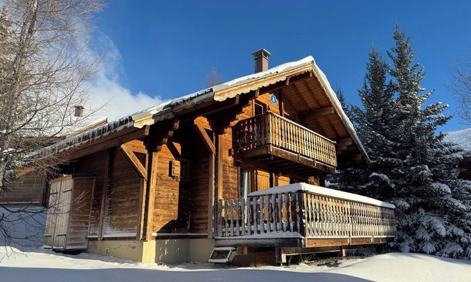La Toussuire Chalet De Esquí | Detached Savoyard chalet